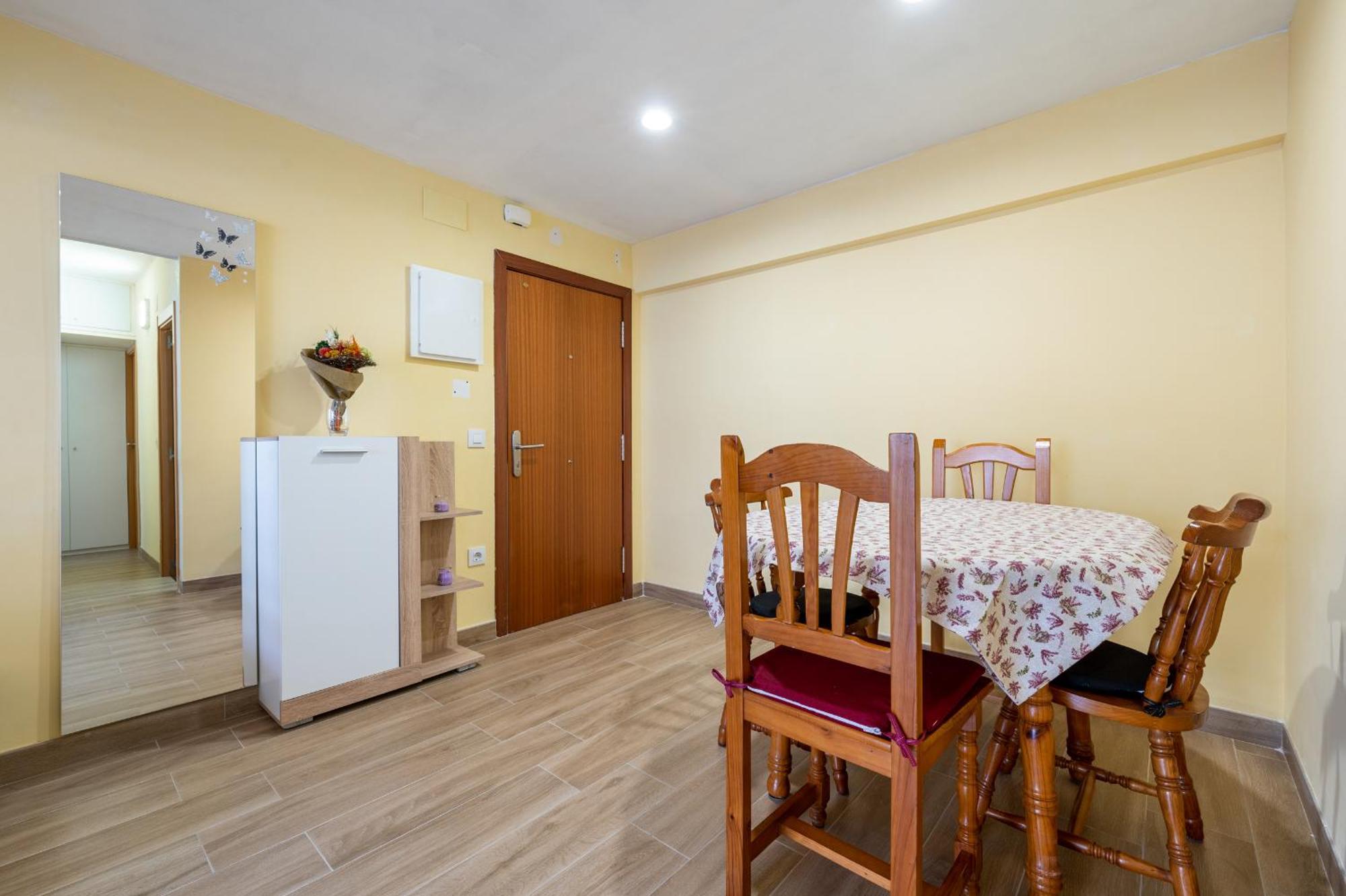 Apartment Hauzify I Gogh *