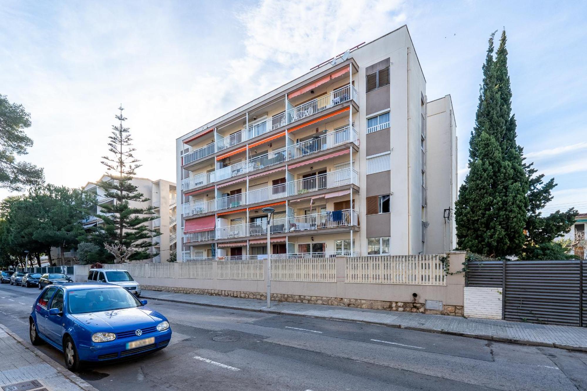 Apartment Hauzify I Gogh